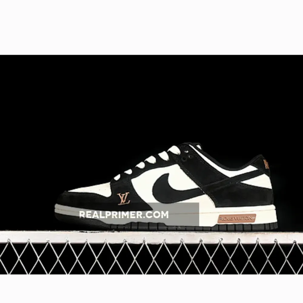 SB DUNK LOW L*V WHITE/BLACK/BROWN FC1688-147