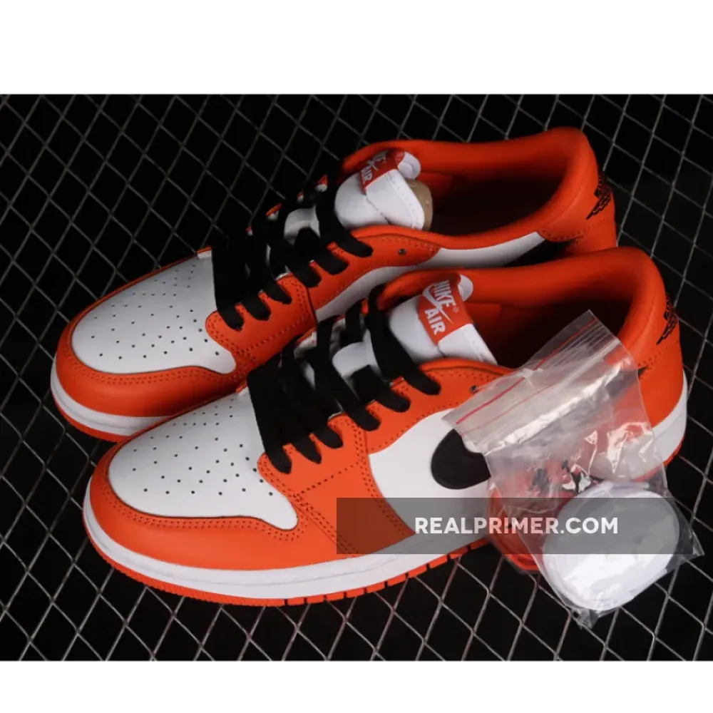 AIR JORDAN 1 LOW OG WHITE/BLACK/ORANGE CZ0775-801