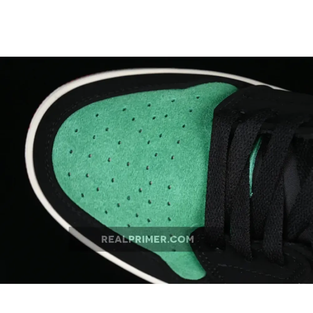 AIR JORDAN 1 LOW QUAI 54 BLACK/WHITE/GREEN/RED FQ6703-100