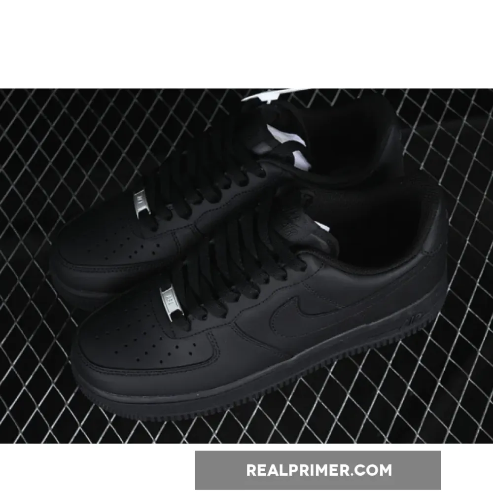 AIR FORCE 1 07 BLACK/BLACK/BLACK CW2288-001