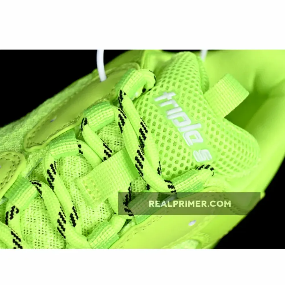 BA*LEN*CIAGA TRIPLE S 3 0 YELLOW W3GN50210