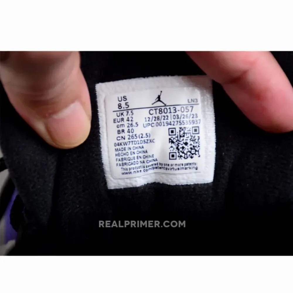 AIR JORDAN 12 RETRO BLACK/FIELD PURPLE/METALLIC GOLD/TAXI CT8013-057