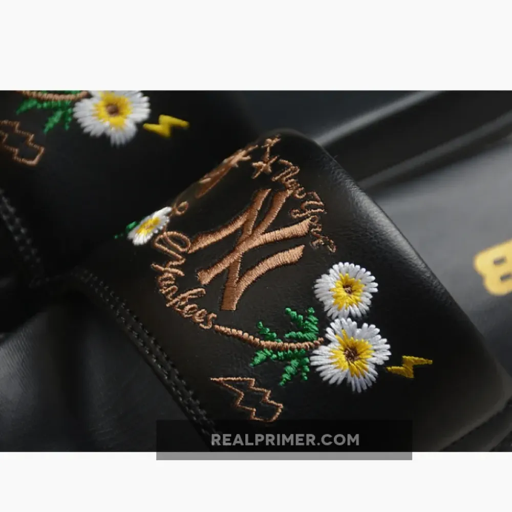 BASEBALL LEAGUE SLIPPERS WHITE/GOLD/BLACK