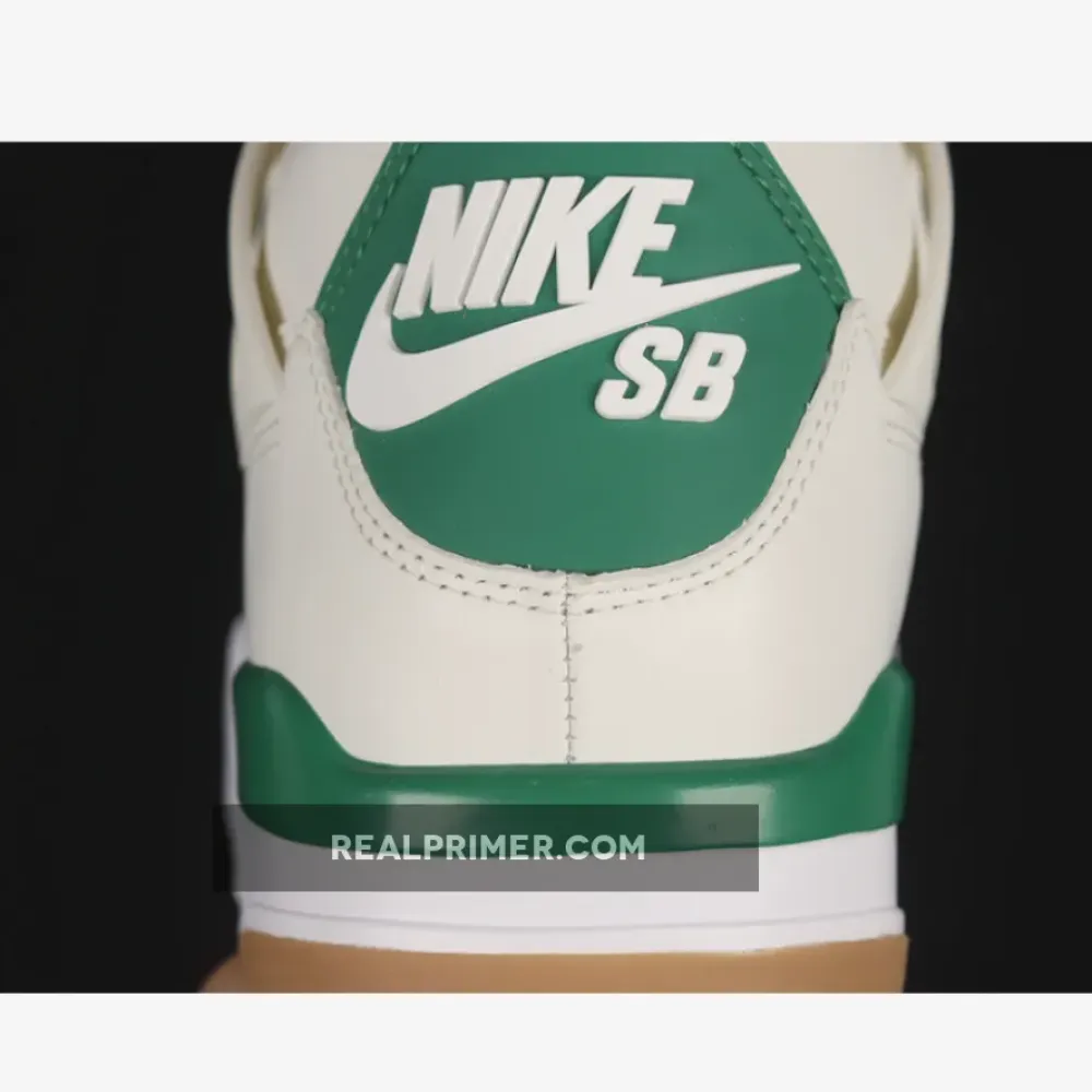 SB AIR JORDAN 4 RETRO SP SAIL/PINE GREEN/NEUTRAL GREY/WHITE DR5415-103