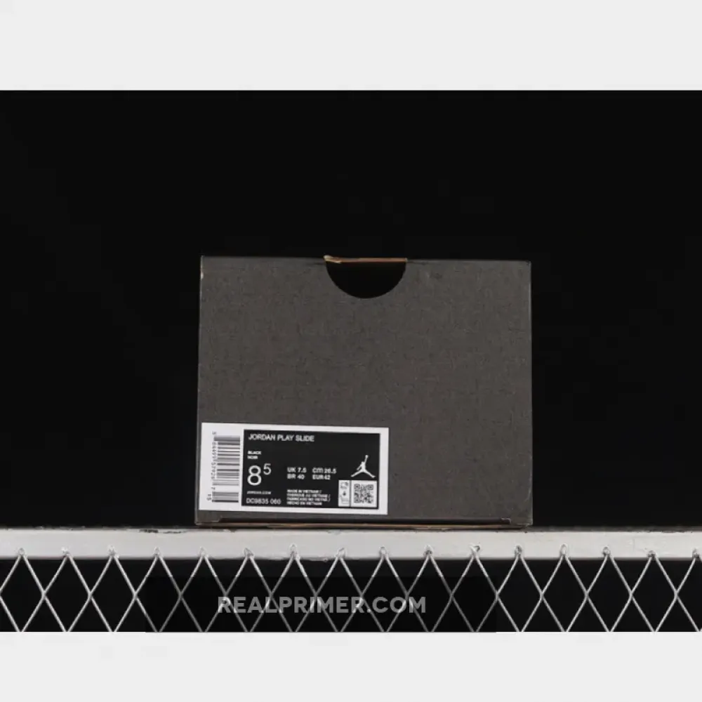 AIR JORDAN PLAY SLIDE BLACK/PHOTON DUST/OFF NOIR/UNIVERSITY RED DC9835-060