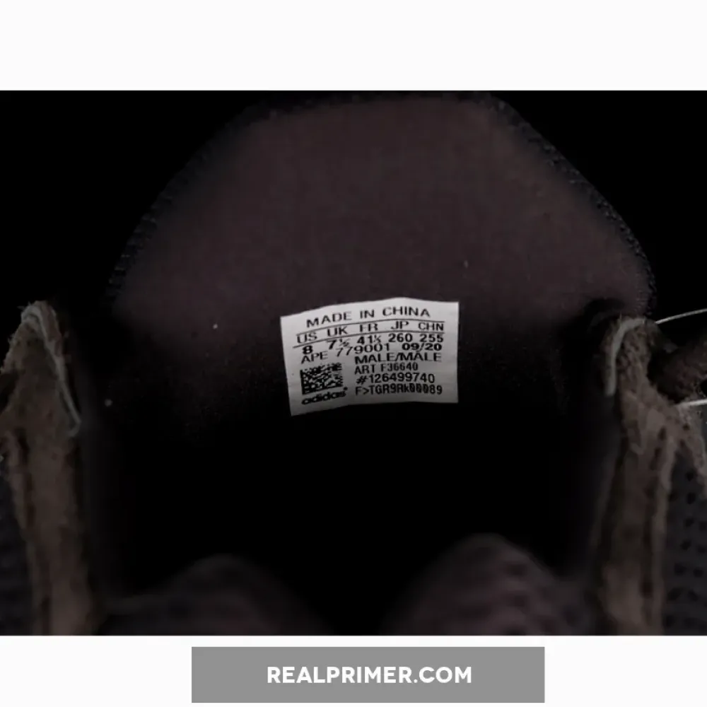 YEEZY 500 UTILITY BLACK/UTILITY BLACK F36640