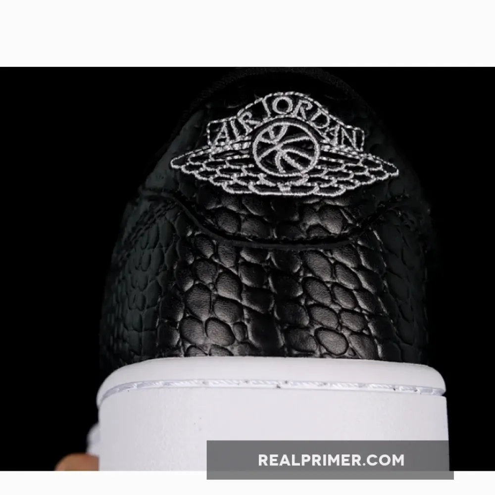 AIR JORDAN 1 LOW GOLF BLACK CROCODILE BLACK/BLACK/IRON GREY/WHITE 35.5-47.5