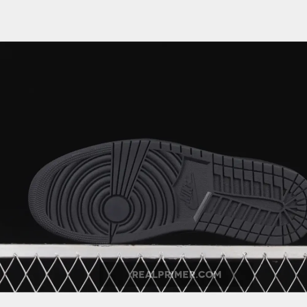 LW TRAVIS SCOTT X AIR JORDAN 1 LOW OG BLACK/PHANTOM/UNIVERSITY RED 36-48.5