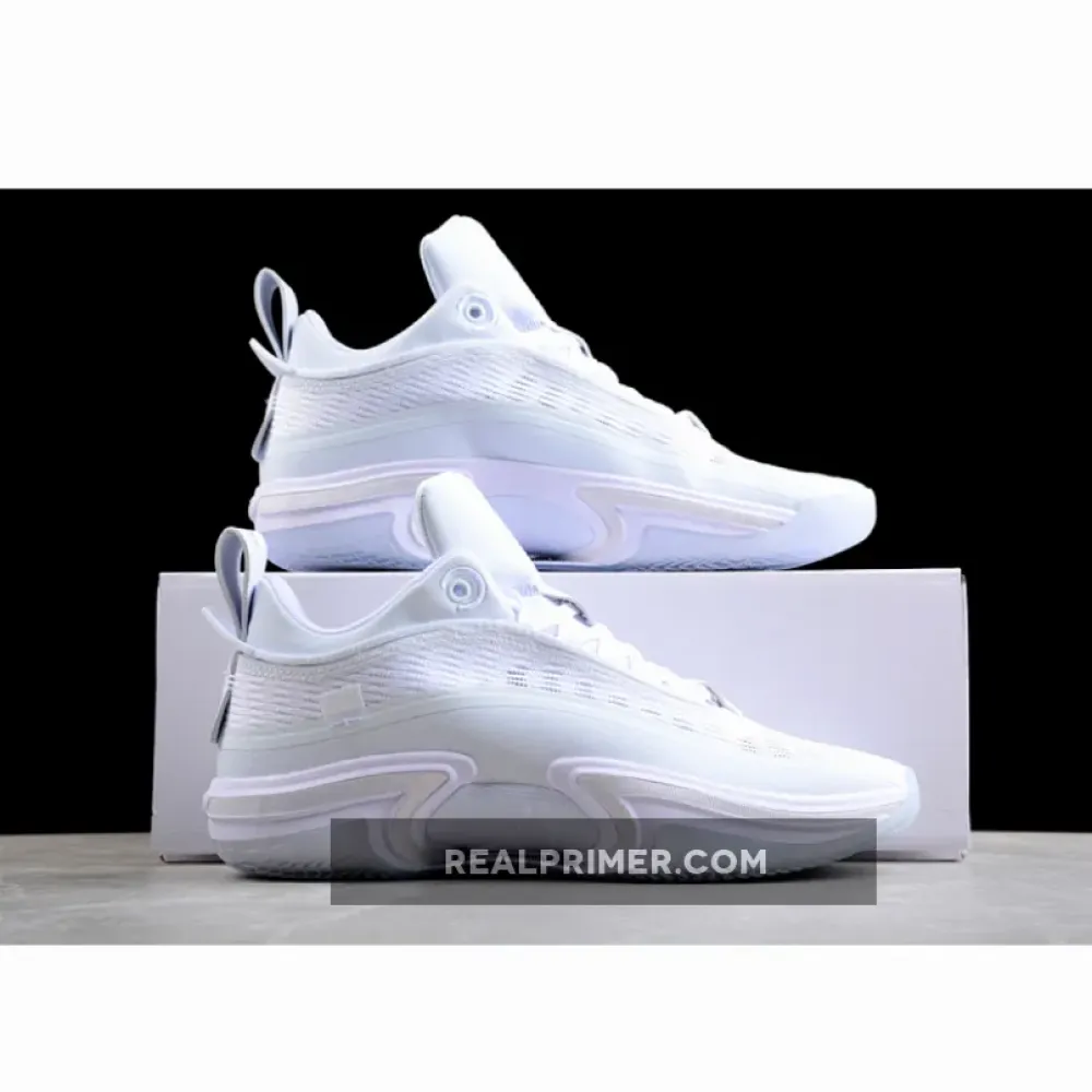 AIR JORDAN 36 LOW PURE MONEY WHITE/METALLIC SILVER DH0833-101