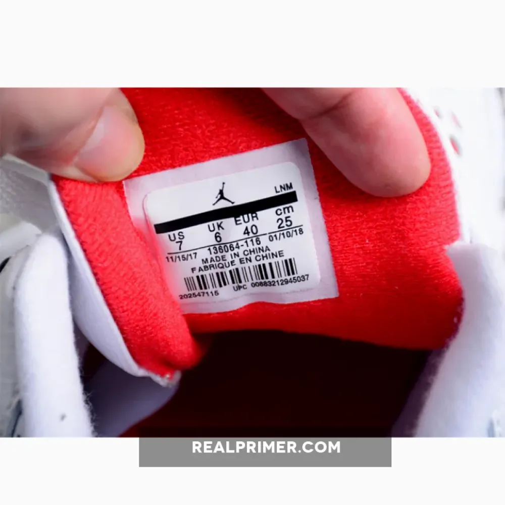 AIR JORDAN 3 RETRO HALL OF FAME WHITE/CEMENT GREY-BLACK-FIRE RED 136064-116