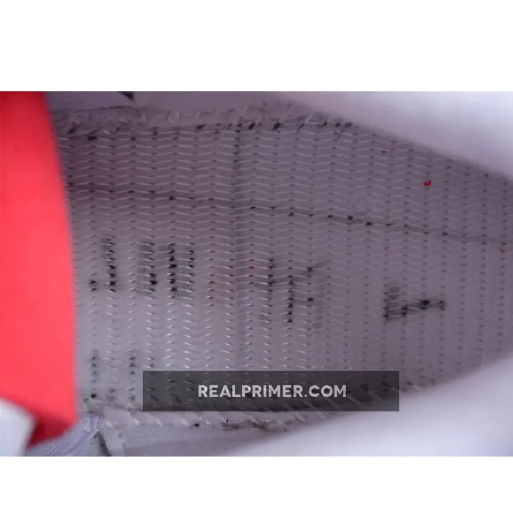 AIR JORDAN 3 RETRO HALL OF FAME WHITE/CEMENT GREY-BLACK-FIRE RED 136064-116