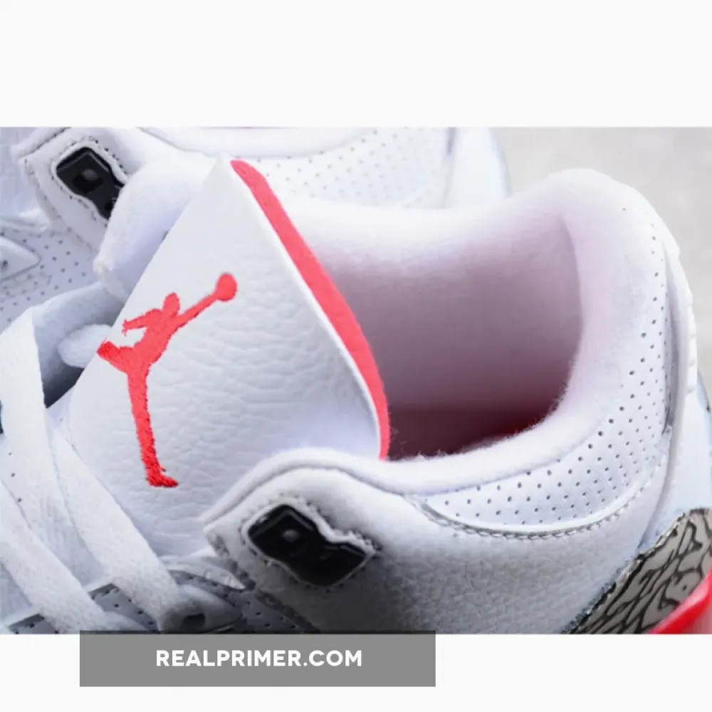 AIR JORDAN 3 RETRO HALL OF FAME WHITE/CEMENT GREY-BLACK-FIRE RED 136064-116