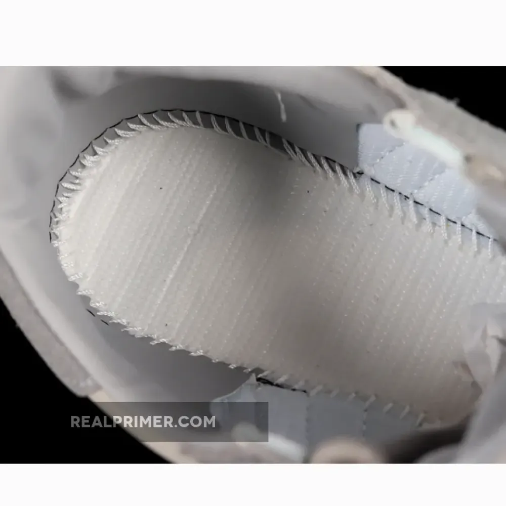 RETROPY E5 SHOES DARK SOLID GREY/CLOUD WHITE/OFF WHITE GY9922