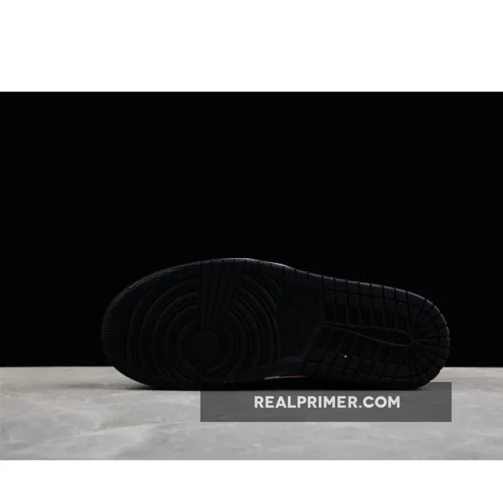 CJ AIR JORDAN 1 MID BRED TOE BLACK/WHITE/FIRE RED 554724-079