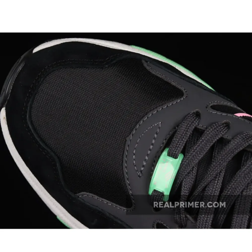 RETROPY F90 SHOES CORE BLACK/CORE BLACK/GREY SIX HP8025