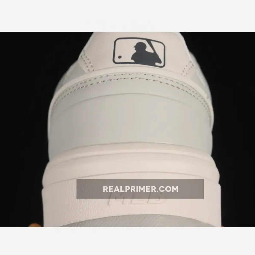 M*L*B CHUNKY LINER WHITE/WHITE/BLACK