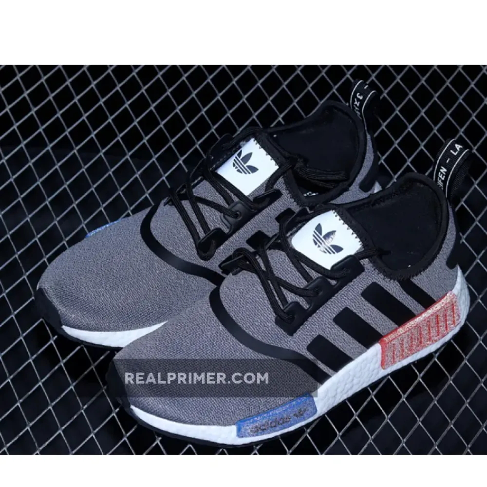 NMD R1 BOOST GREY FOUR/CORE BLACK-CLOUD WHITE GZ7924