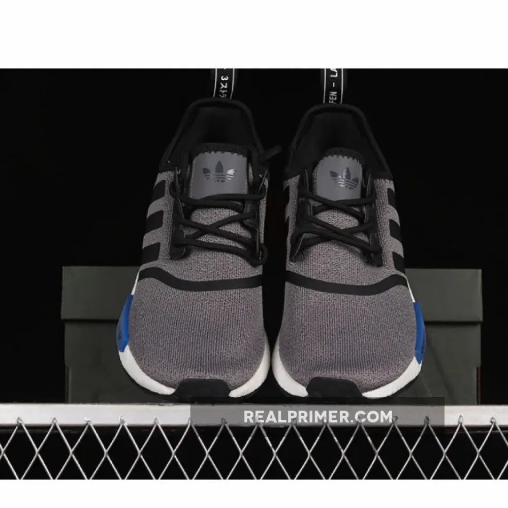 NMD R1 BOOST GREY FOUR/CORE BLACK-CLOUD WHITE GZ7924