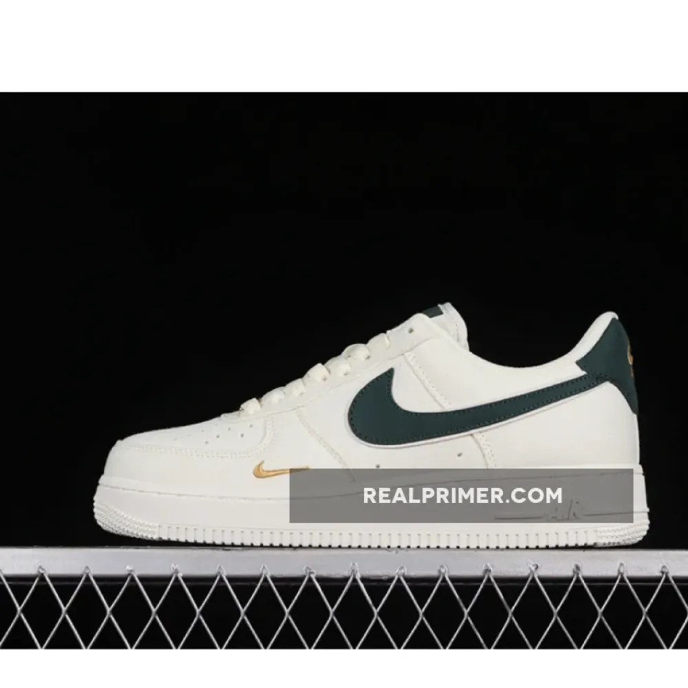 AIR FORCE 1 LOW 07 WHITE/DARK GREEN/GOLD MN5696-309