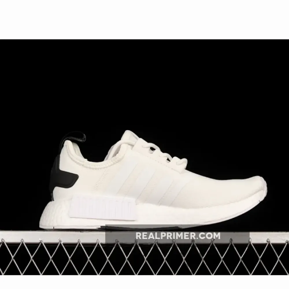 NMD_R1 SHOES CLOUD WHITE/CLOUD WHITE/CORE BLACK GY6067