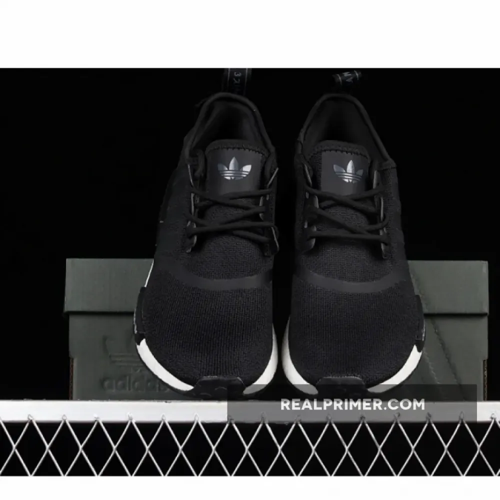 NMD_R1 REFINED SHOES CORE BLACK/CORE BLACK/CLOUD WHITE H02333