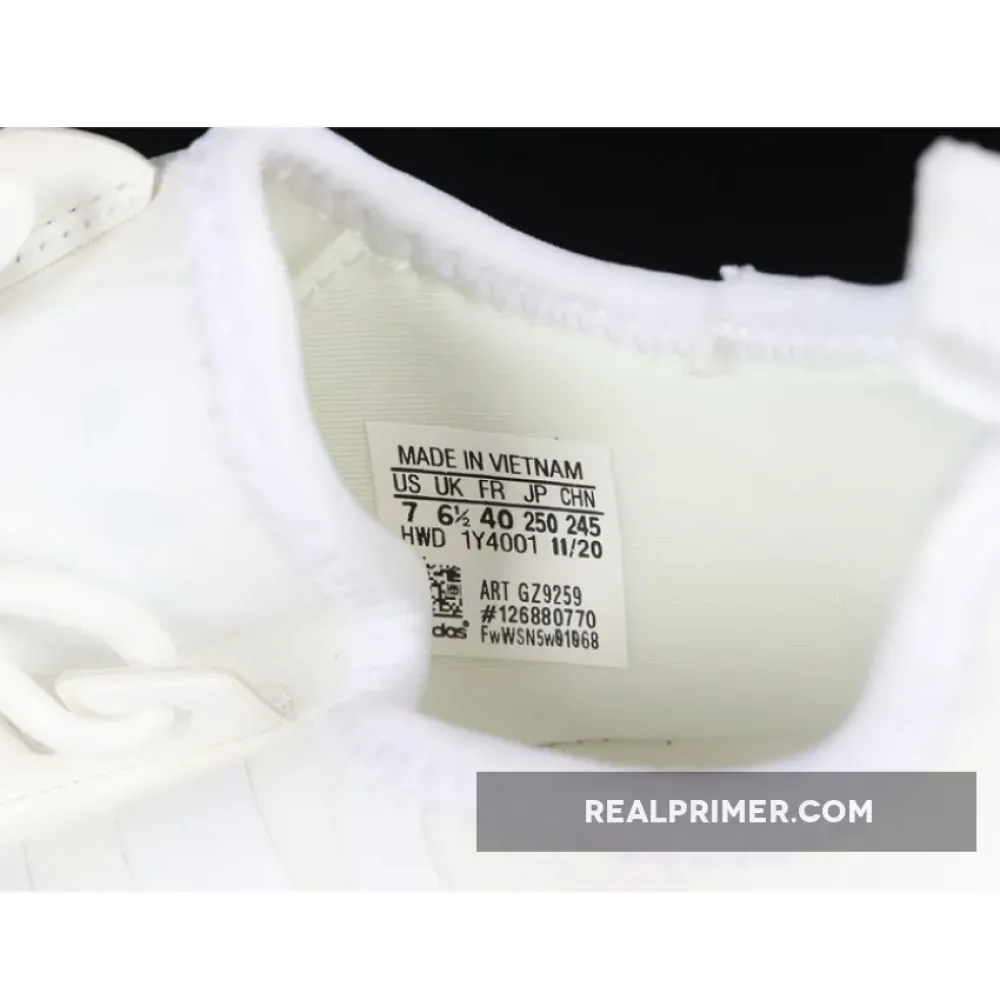 NMD_R1 PRIMEBLUE SHOES CLOUD WHITE/CLOUD WHITE/CLOUD WHITE GZ9259