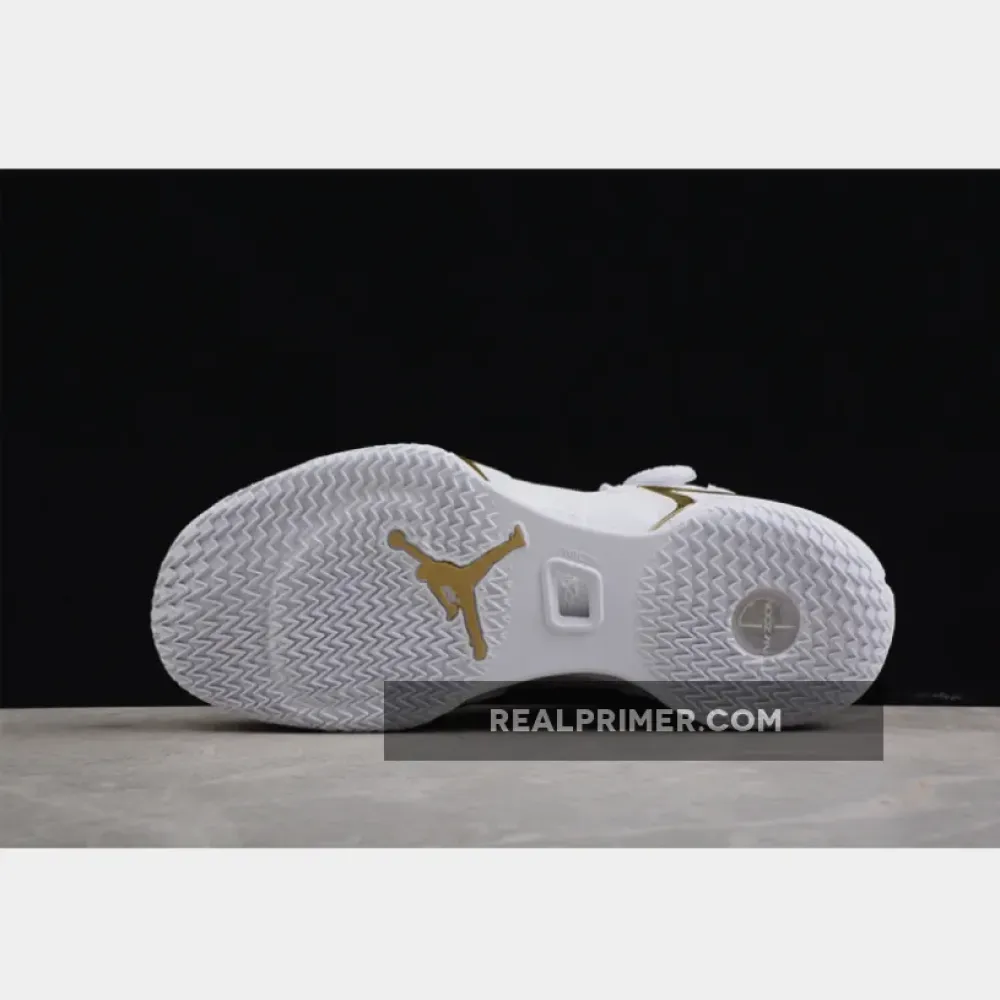 AIR JORDAN 36 SE PF GLORY WHITE/BLACK/GAME ROYAL/METALLIC GOLD DM7580-100