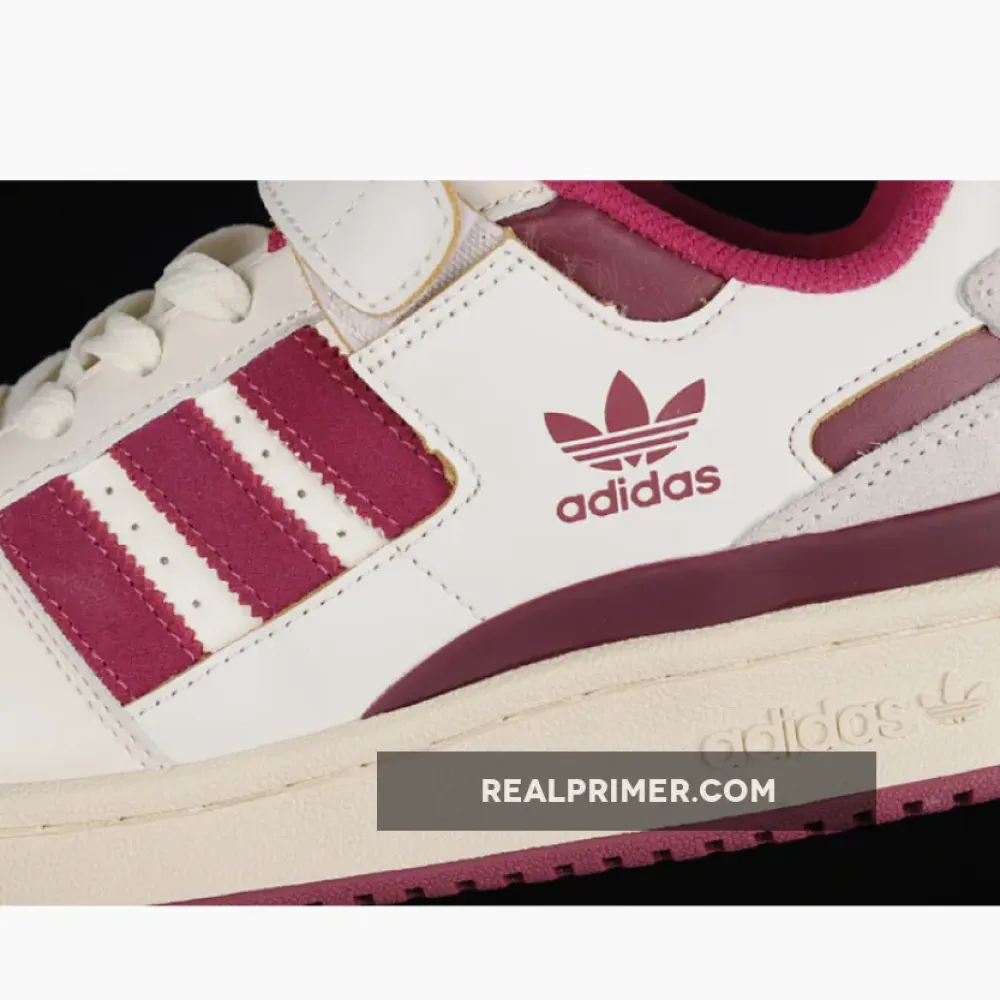 FORUM 84 LOW SHOES CLOUD WHITE/POWER BERRY GV9114