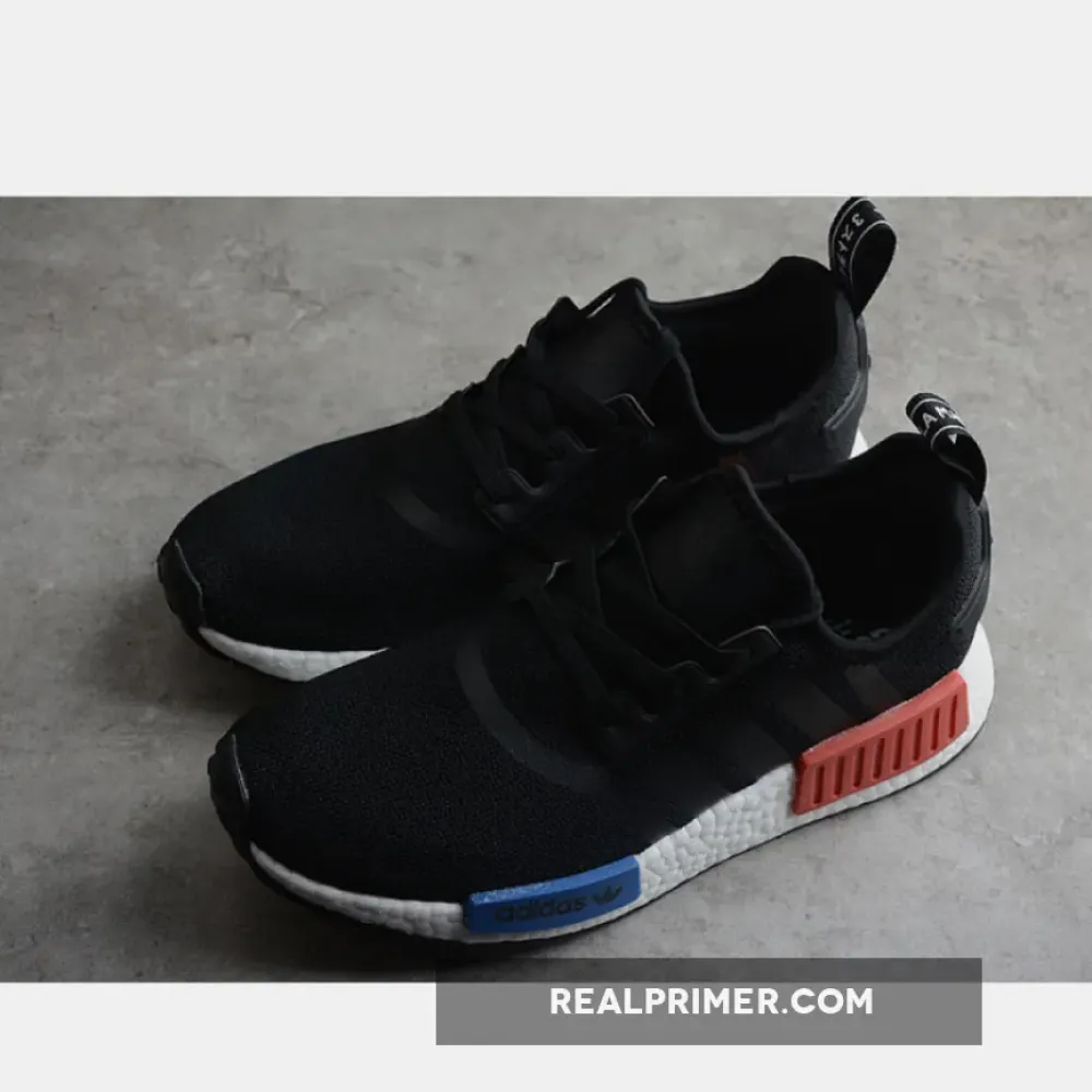 NMD_R1 BOOST SHOES CORE BLACK/CORE BLACK/CLOUD WHITE GZ7922