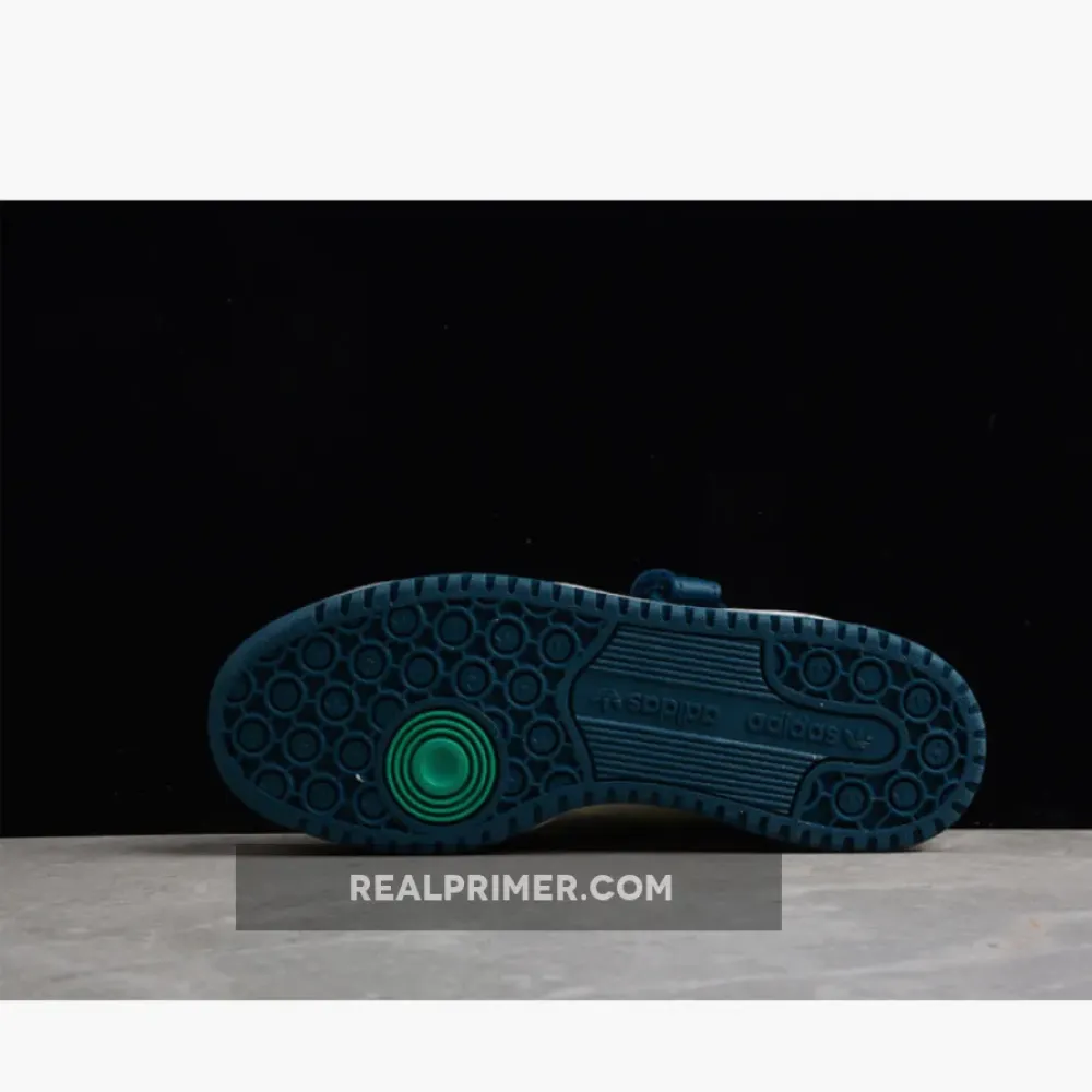 FORUM LOW SHOES BEIGE/BEIGE/DARK GREEN HP2067