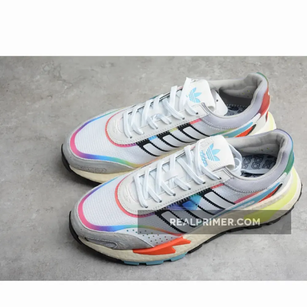 RETROPY P9 SHOES ASH PEARL/BLUE/RED BOX/DASH GREEN H03084