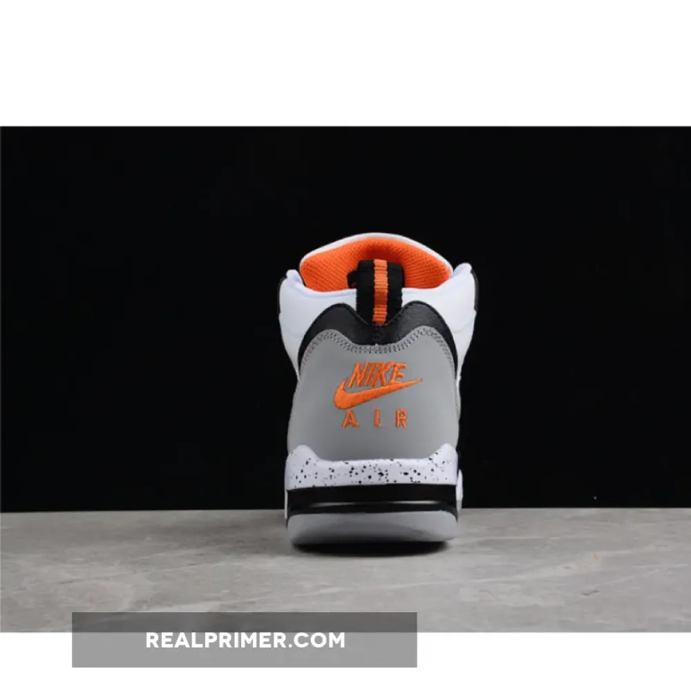 AIR FLIGHT 13 MID WHITE/BLACK/GREY-ORANGE 579961-105