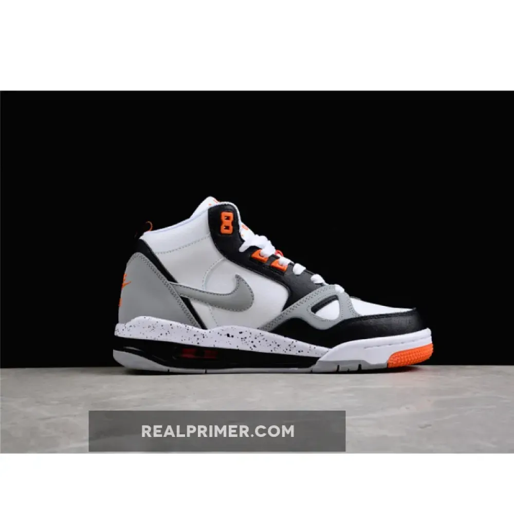 AIR FLIGHT 13 MID WHITE/BLACK/GREY-ORANGE 579961-105