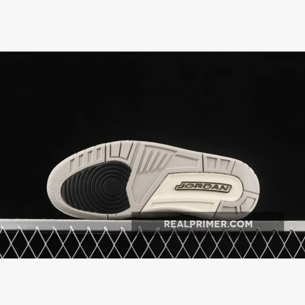 AIR JORDAN 3 DESERT CEMENT BLACK/RUSH ORANGE-FOSSIL STONE-SAIL CT8532-008