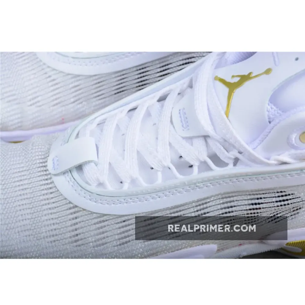 AIR JORDAN 36 SE PF GLORY WHITE/BLACK/GAME ROYAL/METALLIC GOLD DM7580-100