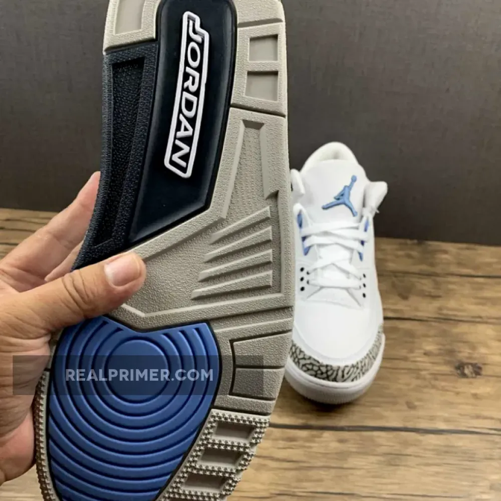 AIR JORDAN 3 RETRO UNC WHITE/VALOR BLUE/TECH GREY CT8532-104