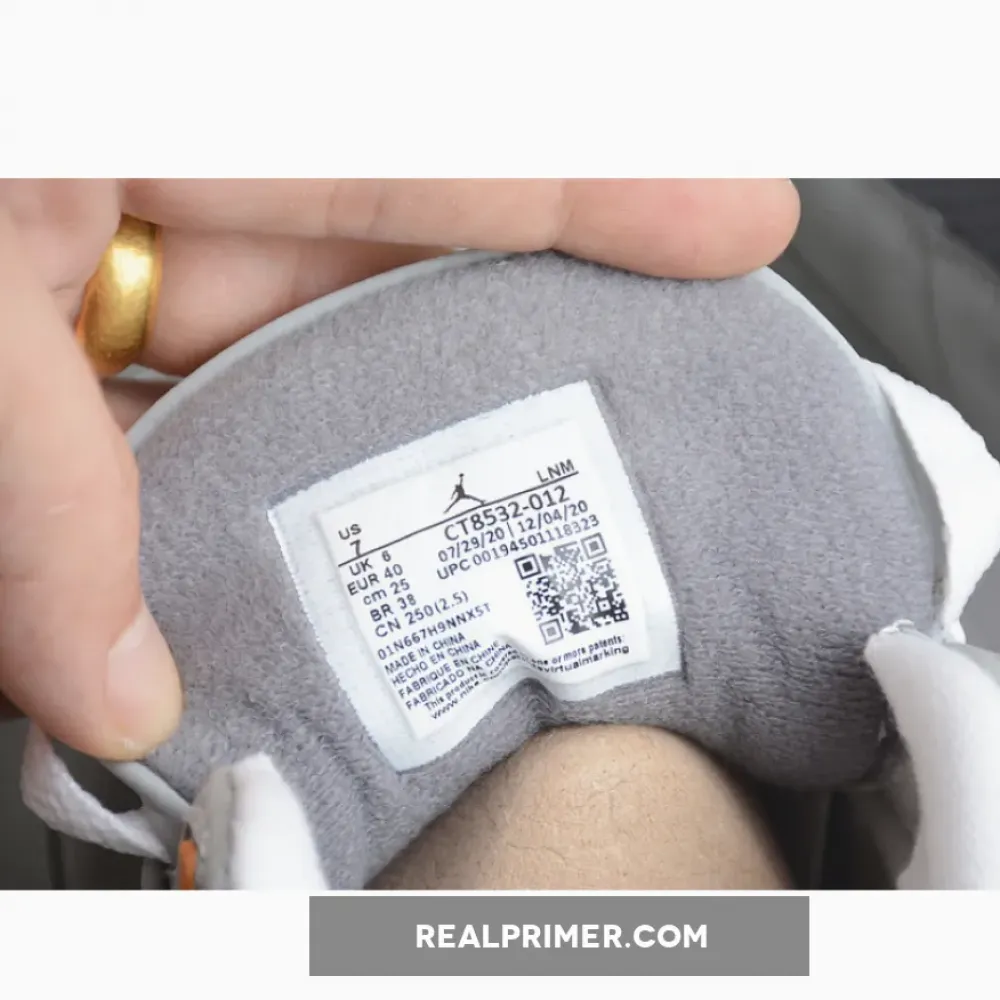 AIR JORDAN 3 RETRO 2021 SILVER/LIGHT GRAPHITE/ORANGE PEEL/SPORT RED CT8532-012