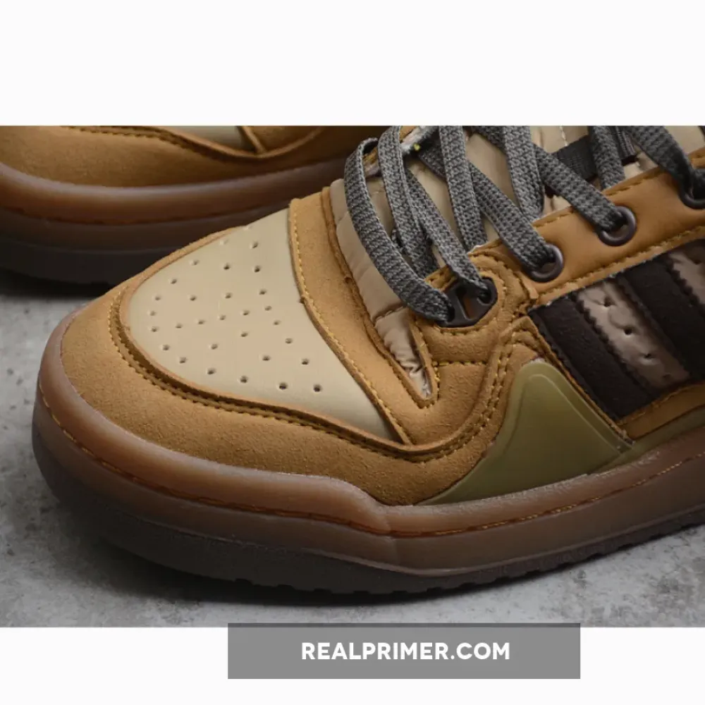 BAD BUNNY X FORUM BUCKLE LOW THE FIRST CAFE CARDBOARD/SUPPLIER COLOUR/MESA GW0264