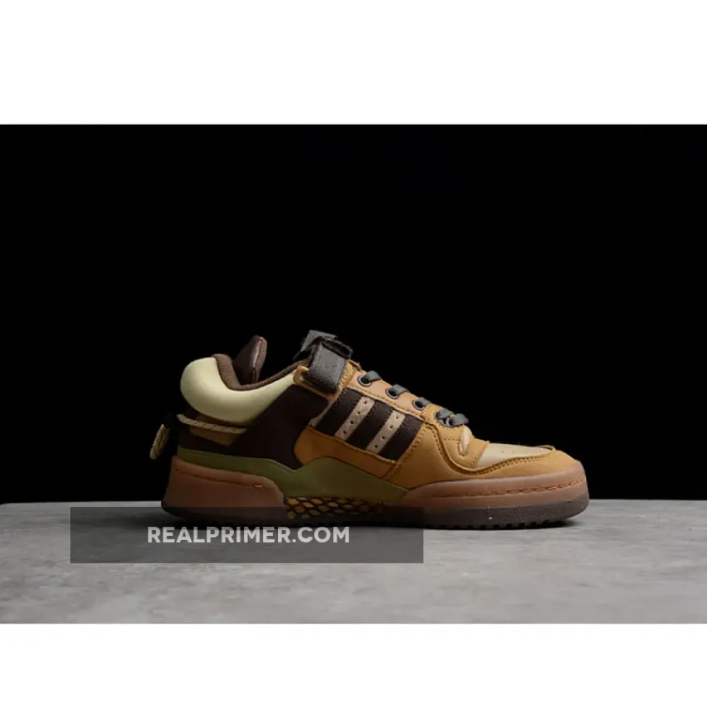 BAD BUNNY X FORUM BUCKLE LOW THE FIRST CAFE CARDBOARD/SUPPLIER COLOUR/MESA GW0264