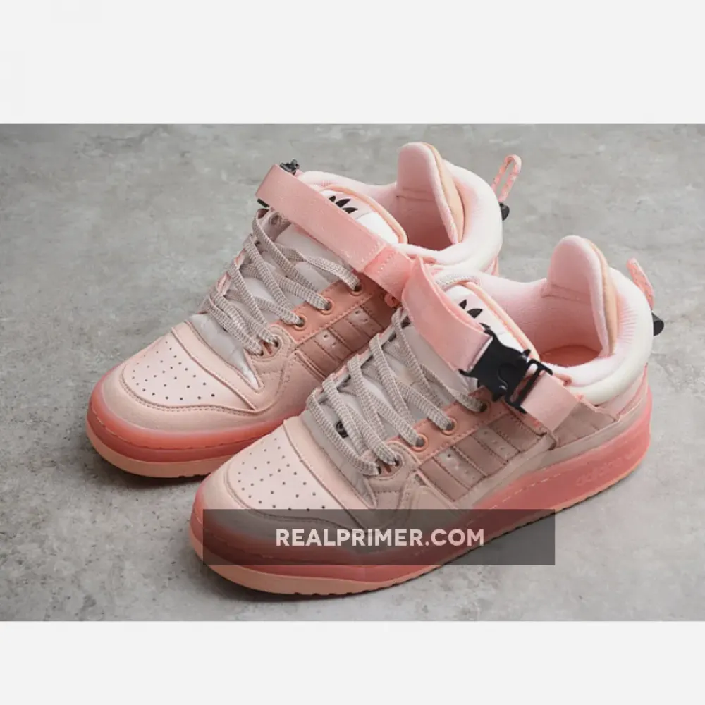 BAD BUNNY X FORUM BUCKLE LOW EASTER EGG ICEY PINK/BLUSH/TRACE PINK GW0265