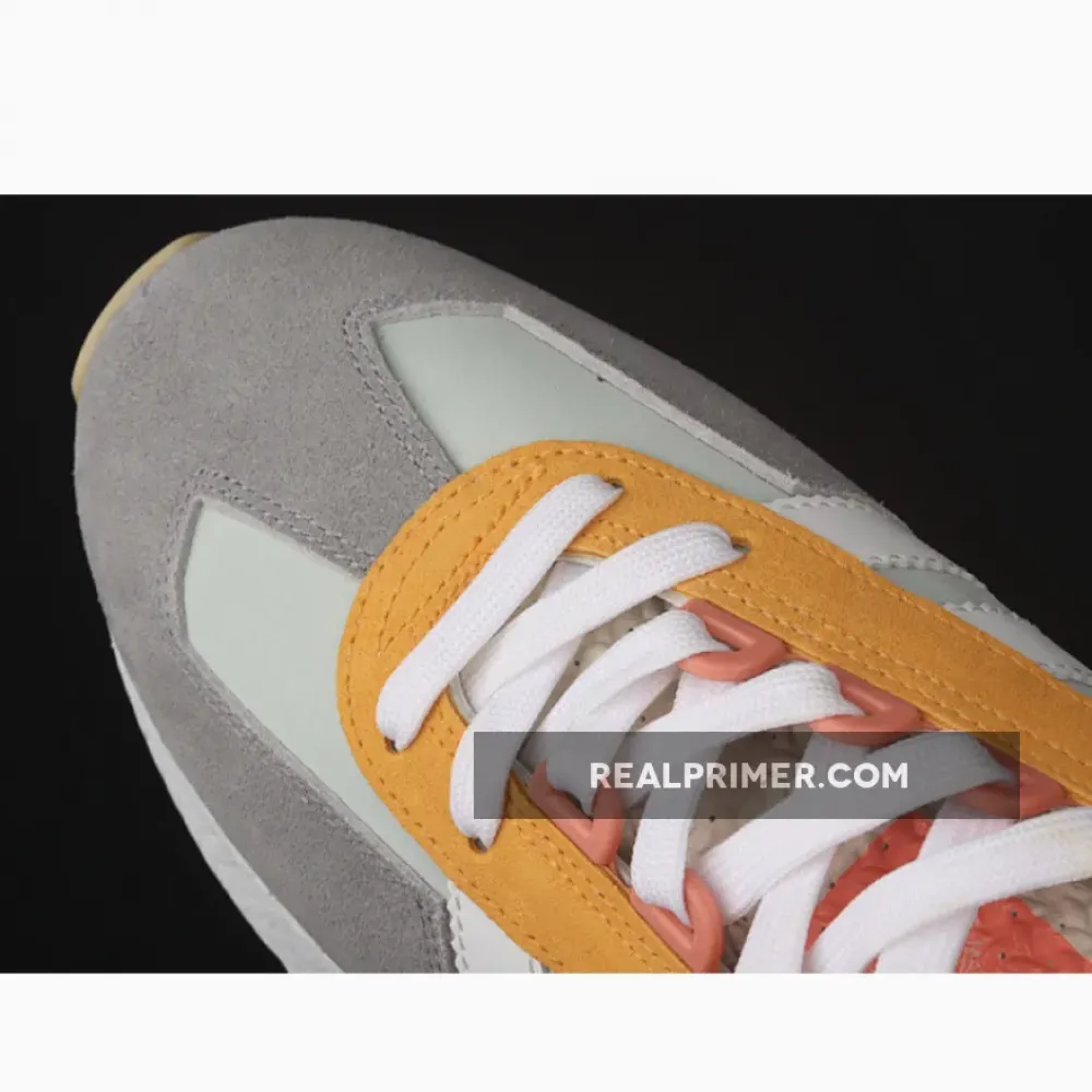 RETROPY E5 SHOES CLOUD WHITE/ORANGE-DARK GREY GY1033