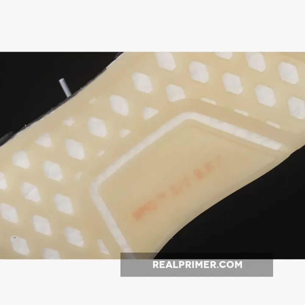 NASA X NMD_R1 SPECTOO FOOTWEAR WHITE/FOOTWEAR WHITE/CORE BLACK FX6818