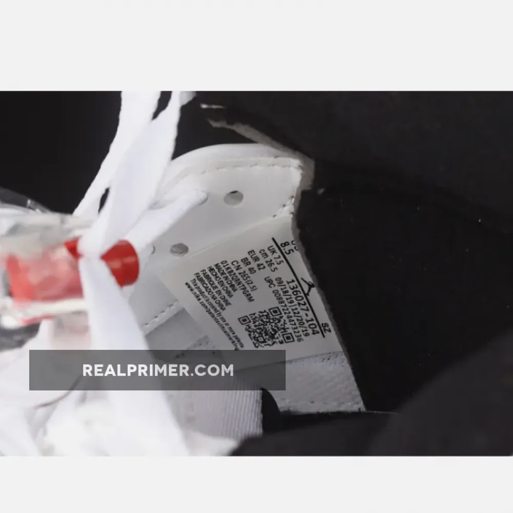 AIR JORDAN 5 RETRO WHITE CEMENT WHITE/UNIVERSITY RED-BLACK-METALLIC SILVER 136027-104