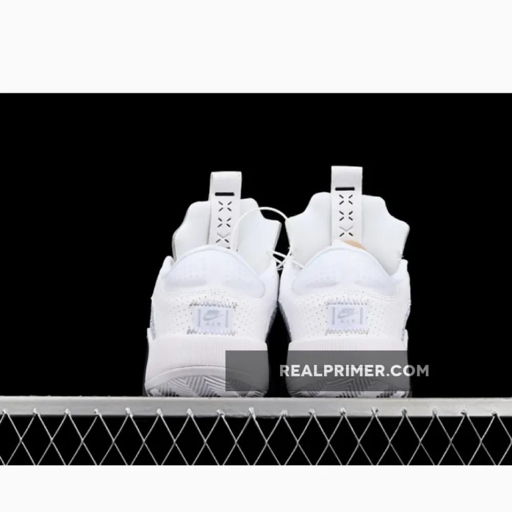 AIR JORDAN 35 LOW PF WHITE/WHITE/METALLIC SILVER CW2459-100