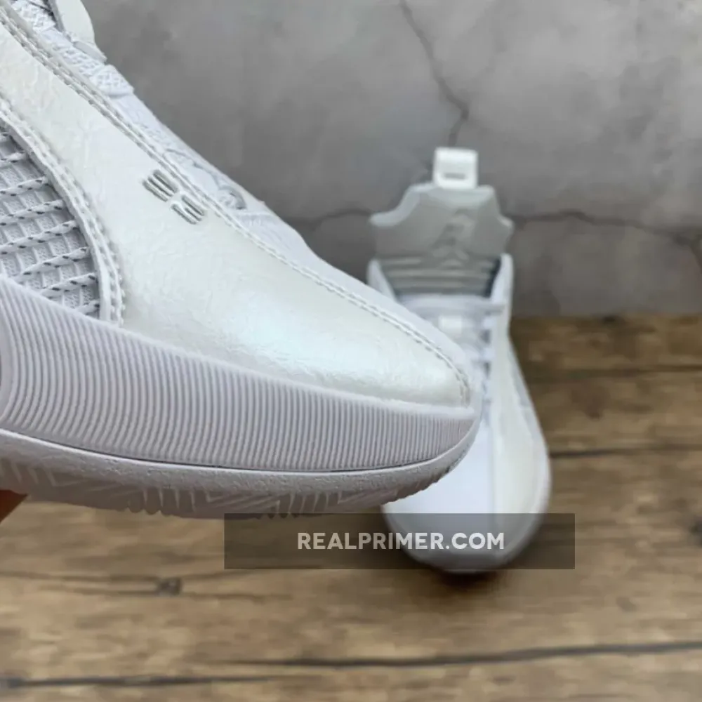 AIR JORDAN 35 LOW PF WHITE/WHITE/METALLIC SILVER CW2459-100