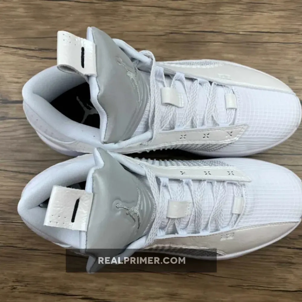 AIR JORDAN 35 LOW PF WHITE/WHITE/METALLIC SILVER CW2459-100