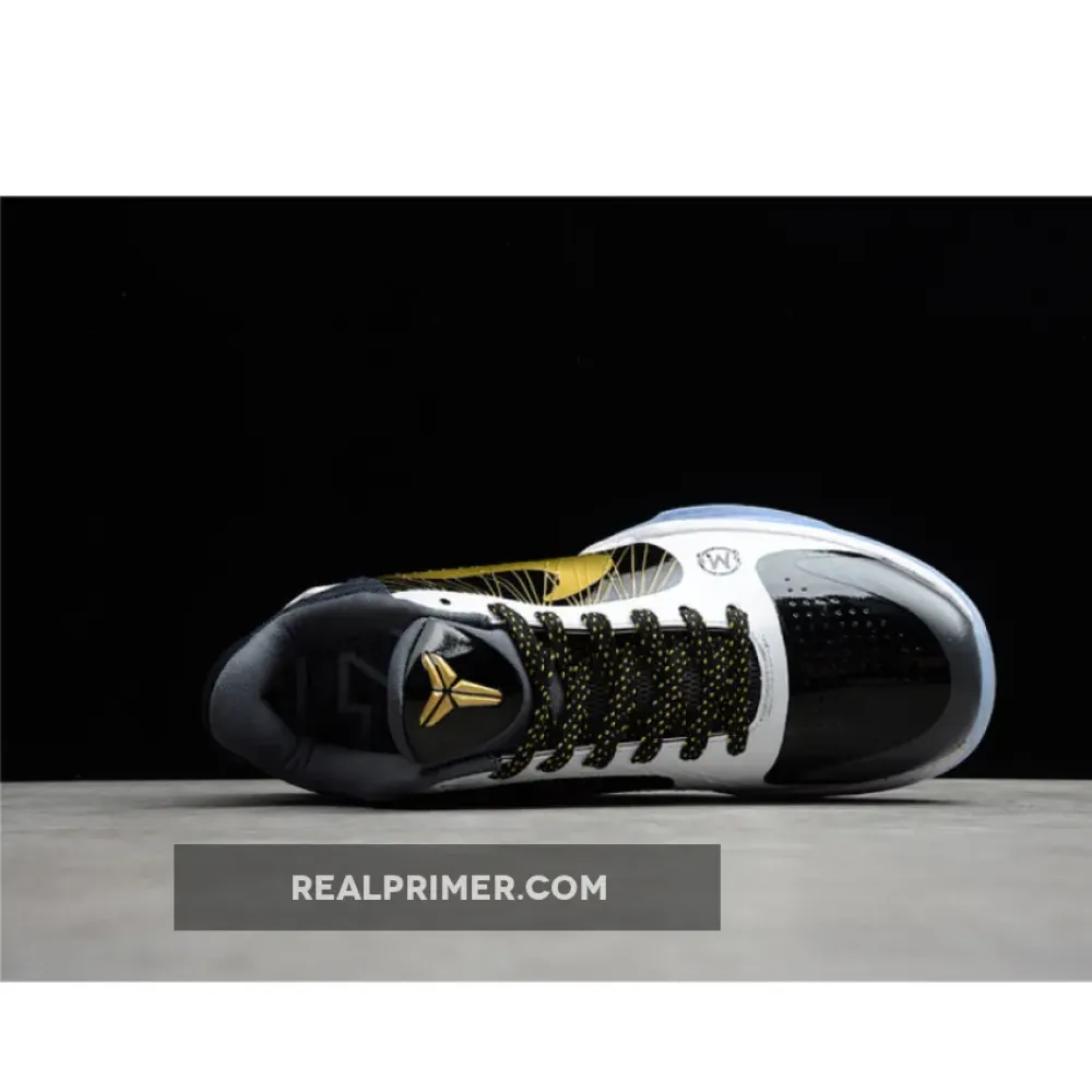 KOBE V PROTRO BLACK/WHITE/GOLD CD0824-127
