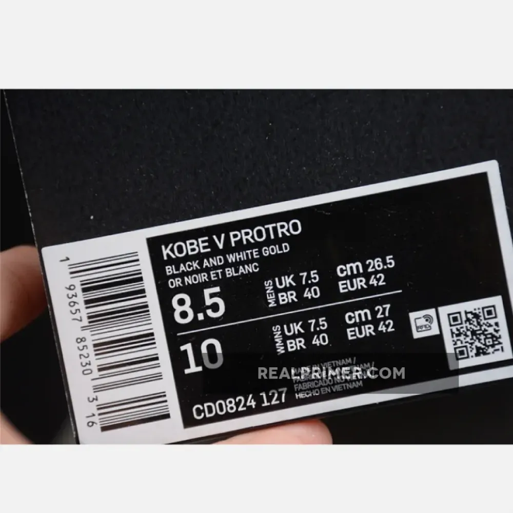 KOBE V PROTRO BLACK/WHITE/GOLD CD0824-127