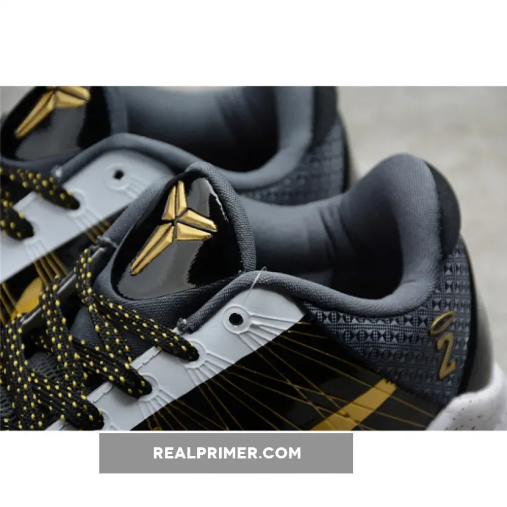 KOBE V PROTRO BLACK/WHITE/GOLD CD0824-127