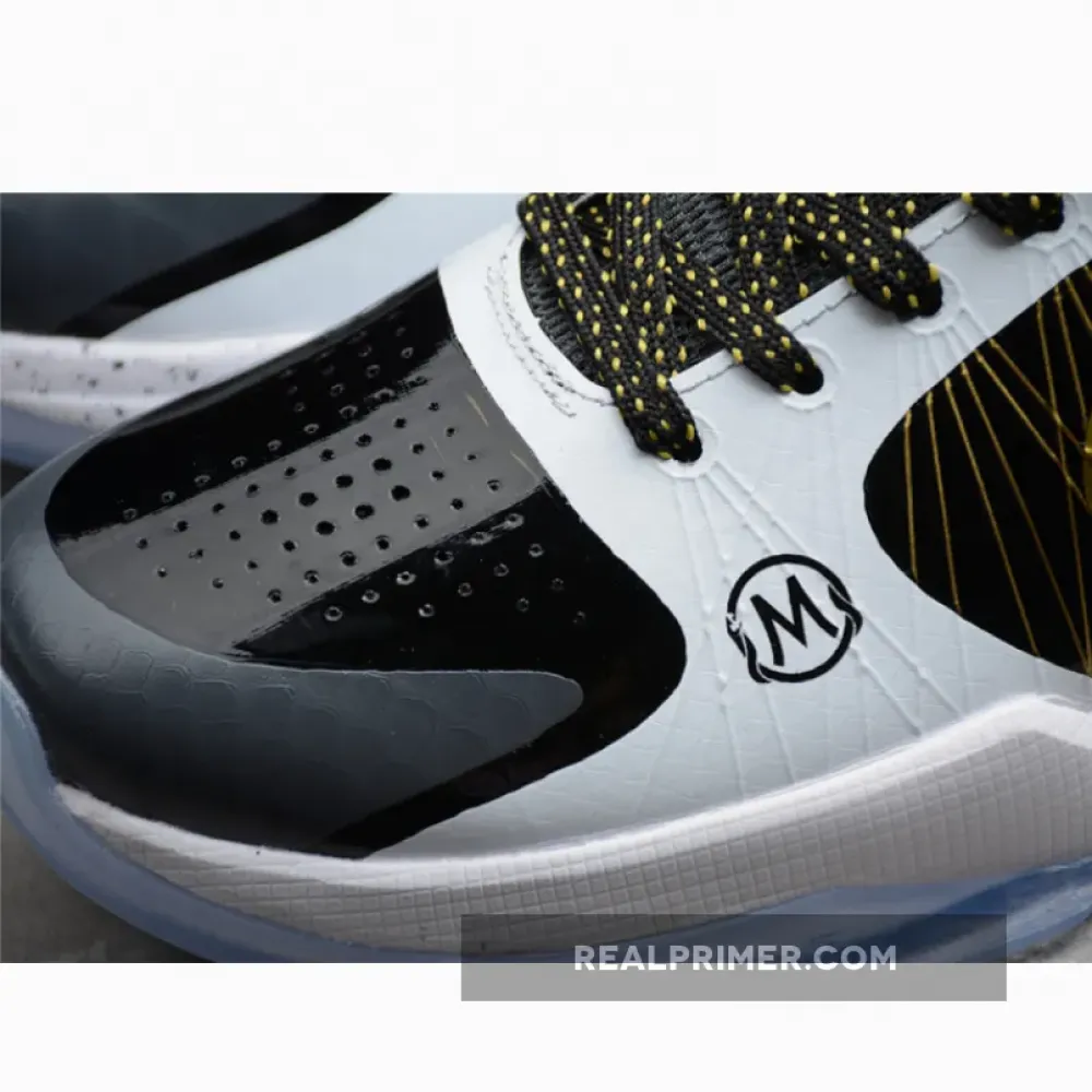KOBE V PROTRO BLACK/WHITE/GOLD CD0824-127